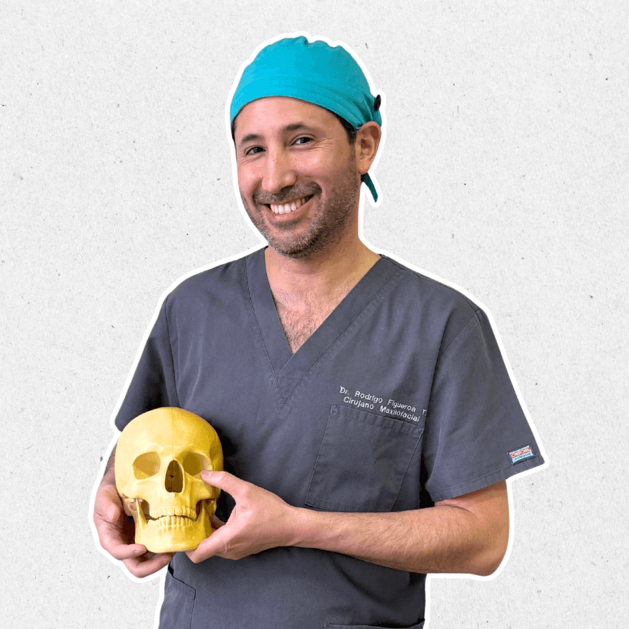 Dr. Rodrigo Figueroa, Cirujano Maxilofacial